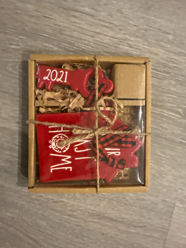 Homesense First Home Ornament - photo 3