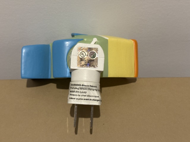 Pottery barn kids Fish plugin Night Light - photo 4