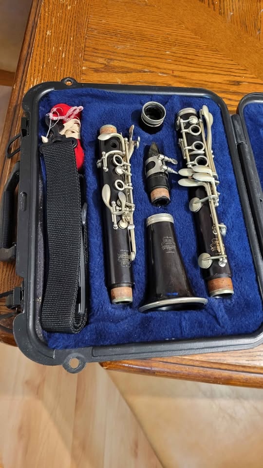 1937 Selmer Paris Clarinet - Balanced Tone - photo 2