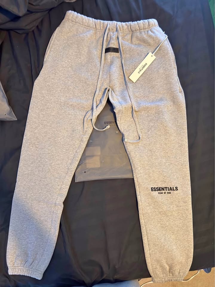 FOG ESSENTIALS SWEATPANTS - DARK OATMEAL