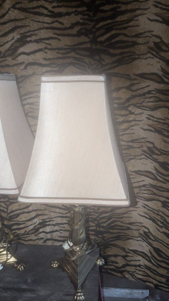 2 Vintage  Brass Lamps ! - photo 2