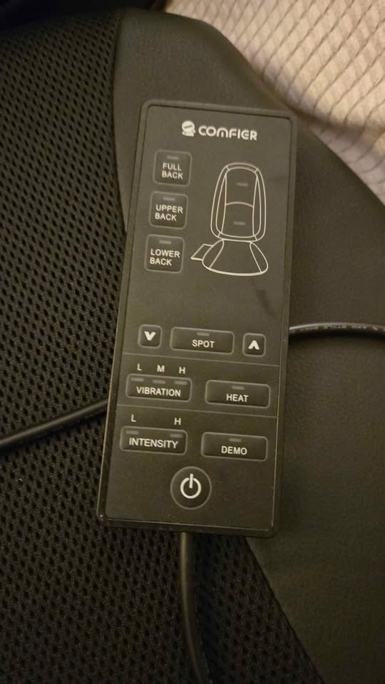 Comfier Shiatsu Back Massager with Heat - photo 2