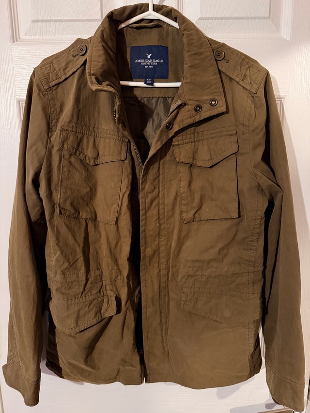 AE Jacket Men’s Small