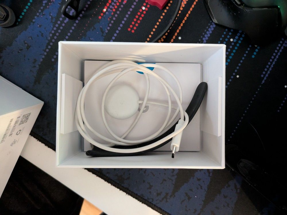 Used Google Pixel Watch 1 (Wi-Fi model) - photo 3