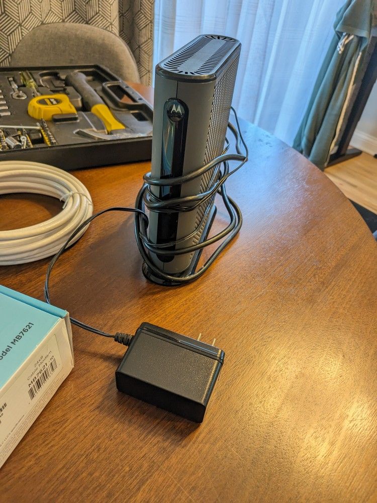 Motorola MB7621 Cable Modem | Xfinity Approved - photo 2