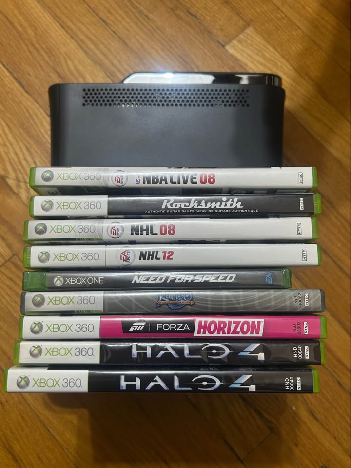 Xbox 360 with Xbox Games, controllers and wires included. - photo 3