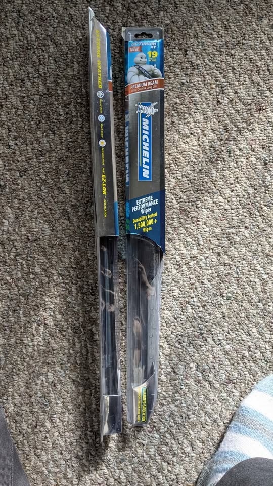 Michelin Optimum xt windshield wiper blade 19 inch - photo 2