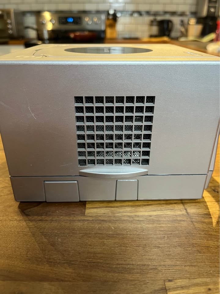 Platinum GameCube + Controller + Cables - photo 4