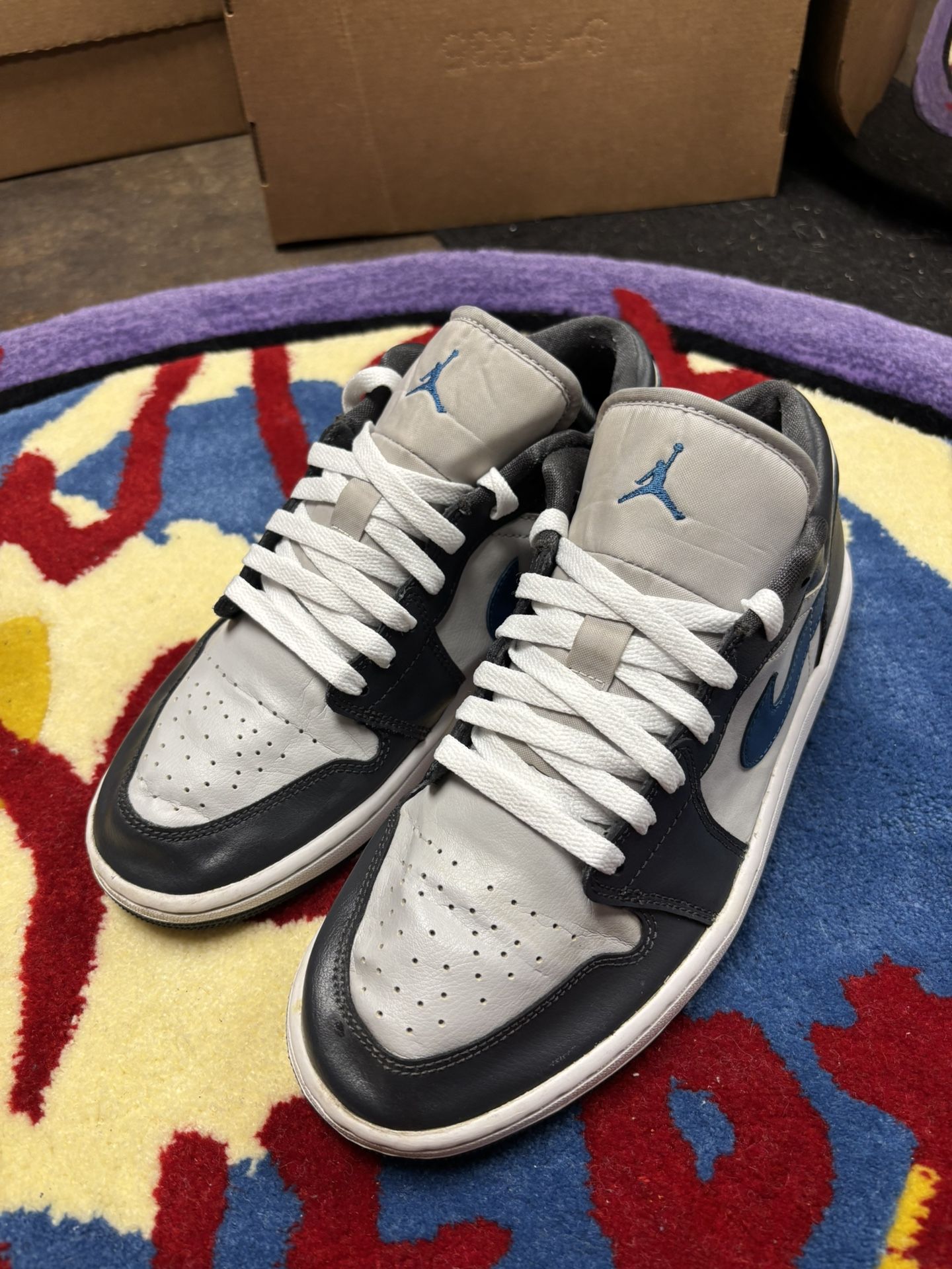 Air Jordan 1 Low Anthracite Industrial Blue - photo 2