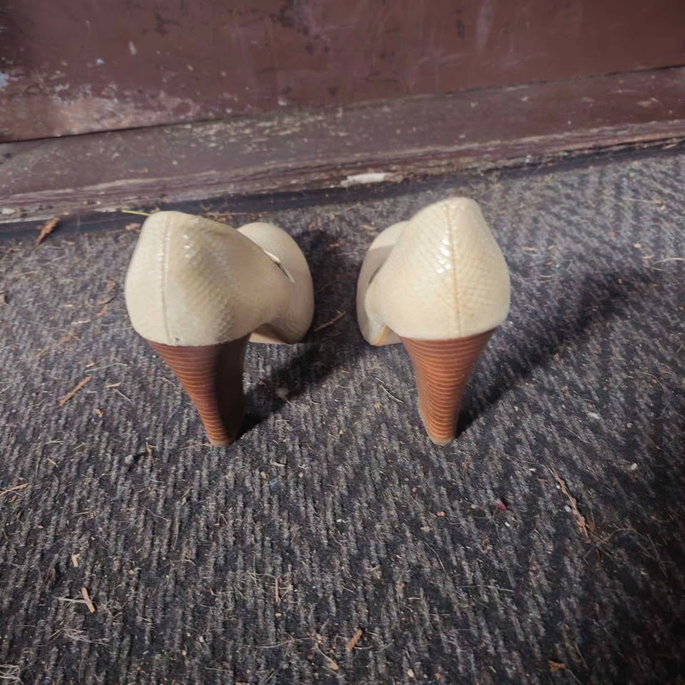 Roberto Vianni Snakeskin Heels - photo 3
