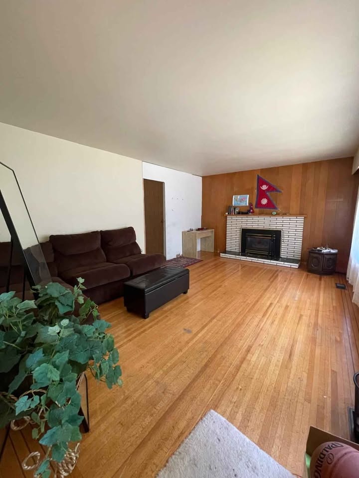 Private room for rent - photo 3