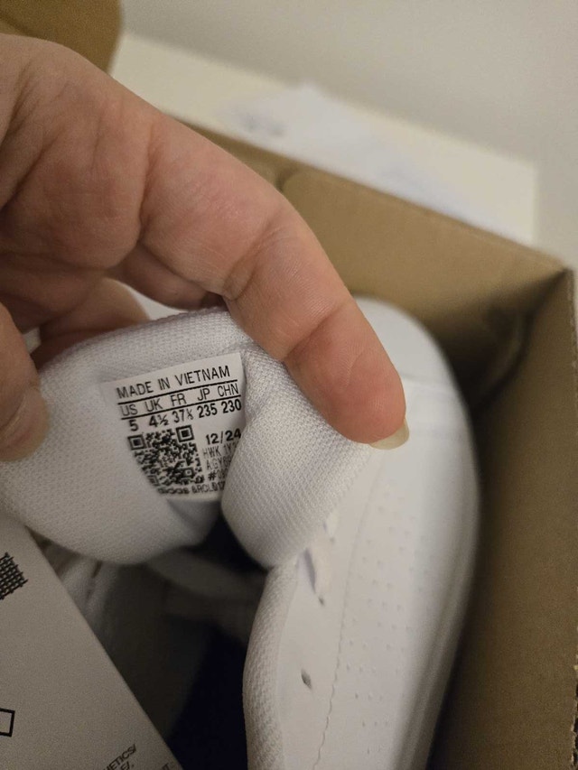 Adidas Advantage Shoes - photo 2