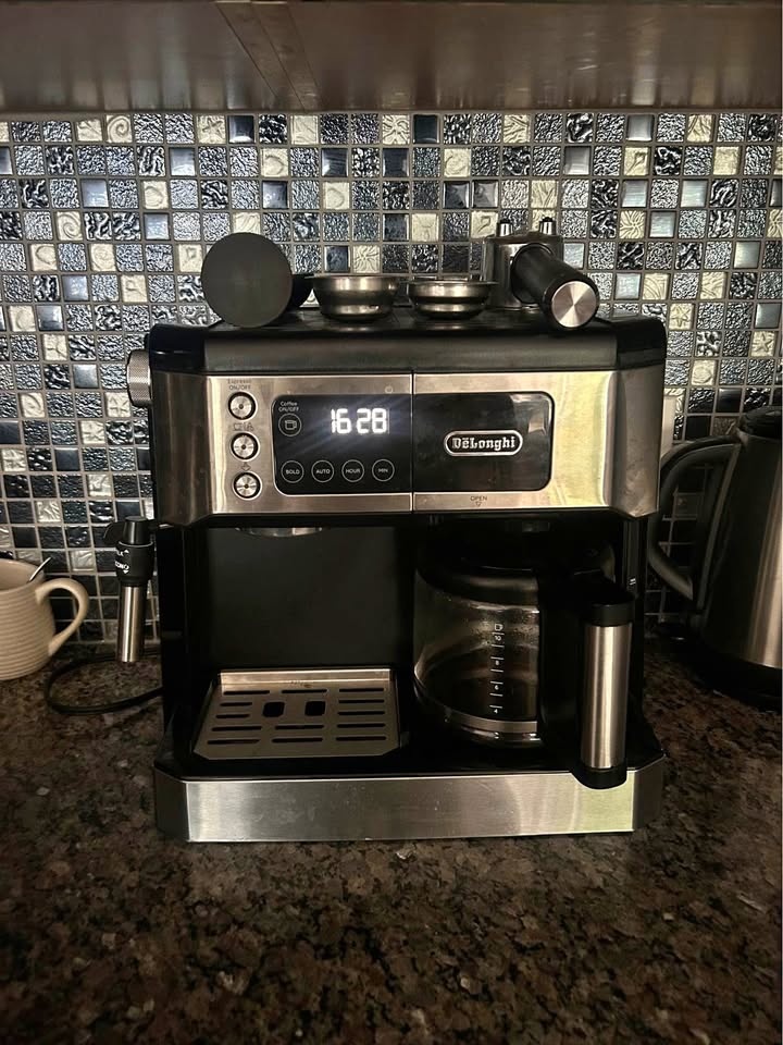 DeLonghi coffee/espresso combo