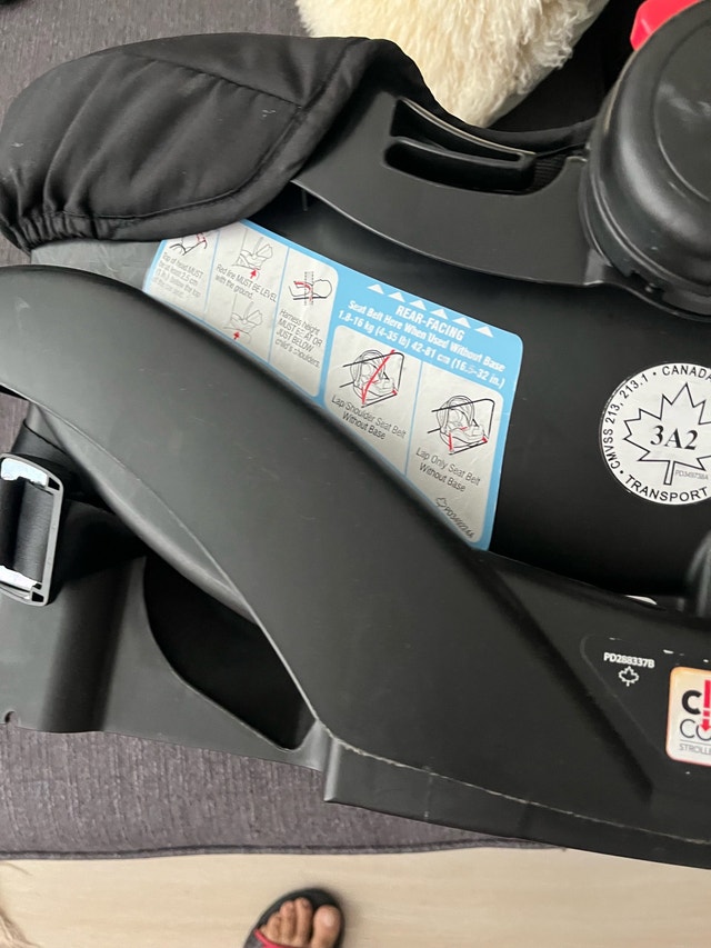 Graco Car Seat - photo 2