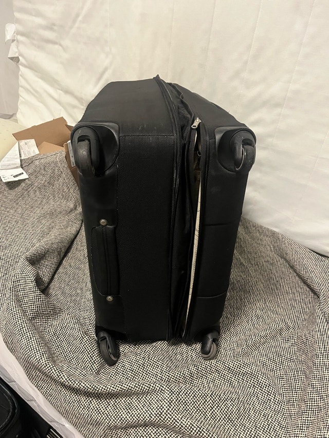 Samsonite Luggage 32" - photo 4