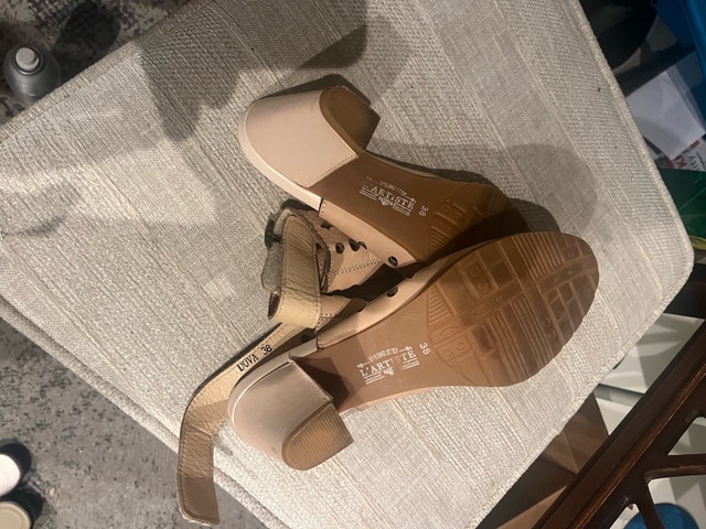 L'Artiste Sandals Size 38 - photo 3