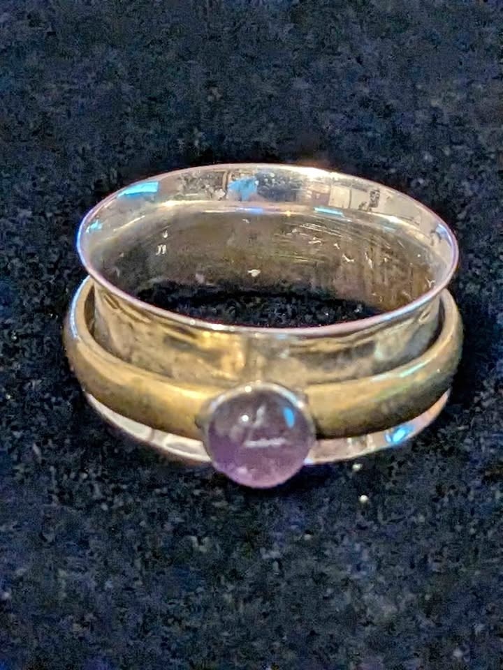 Silver amethyst fidget ring