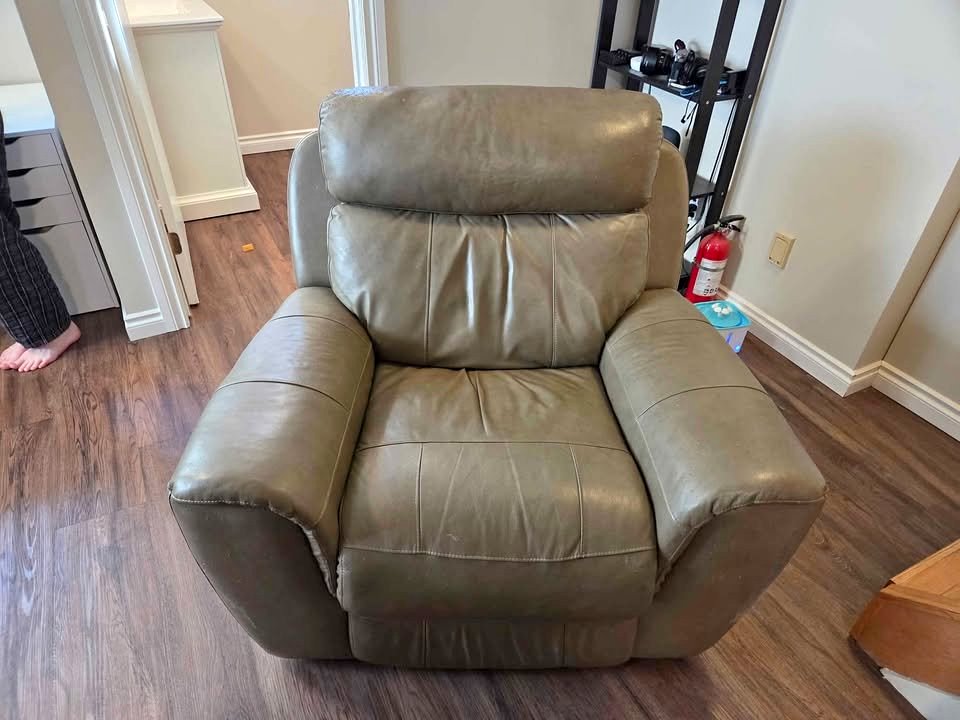 Power reclining leather chair