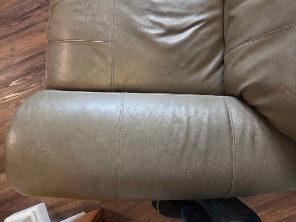 Power reclining leather chair - photo 4