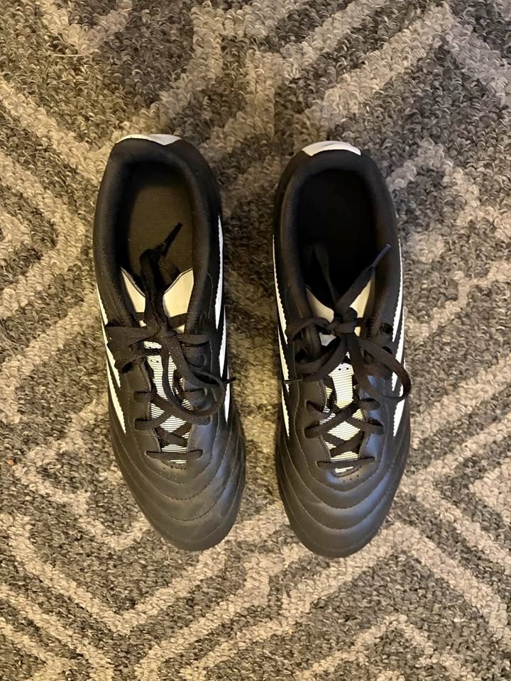 Adidas Goletto Size 10 Men’s