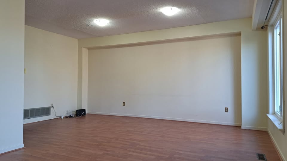 1 Bed 1 Bath House - photo 3