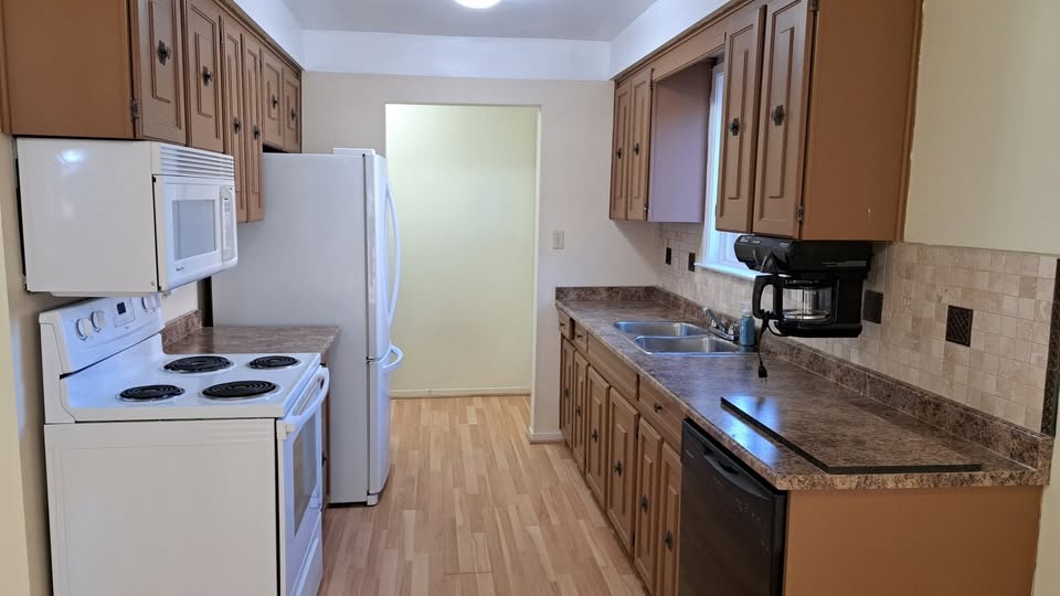 1 Bed 1 Bath House - photo 5
