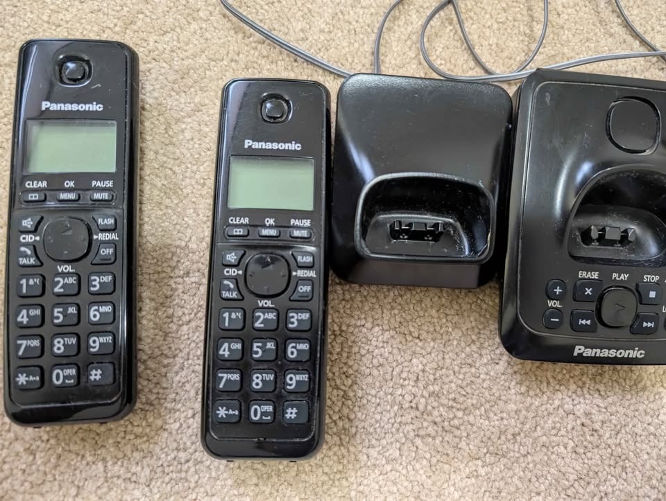 Magic Jack and Panasonic phones - photo 3
