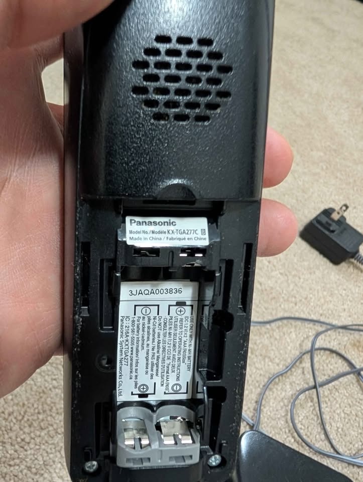 Magic Jack and Panasonic phones - photo 4