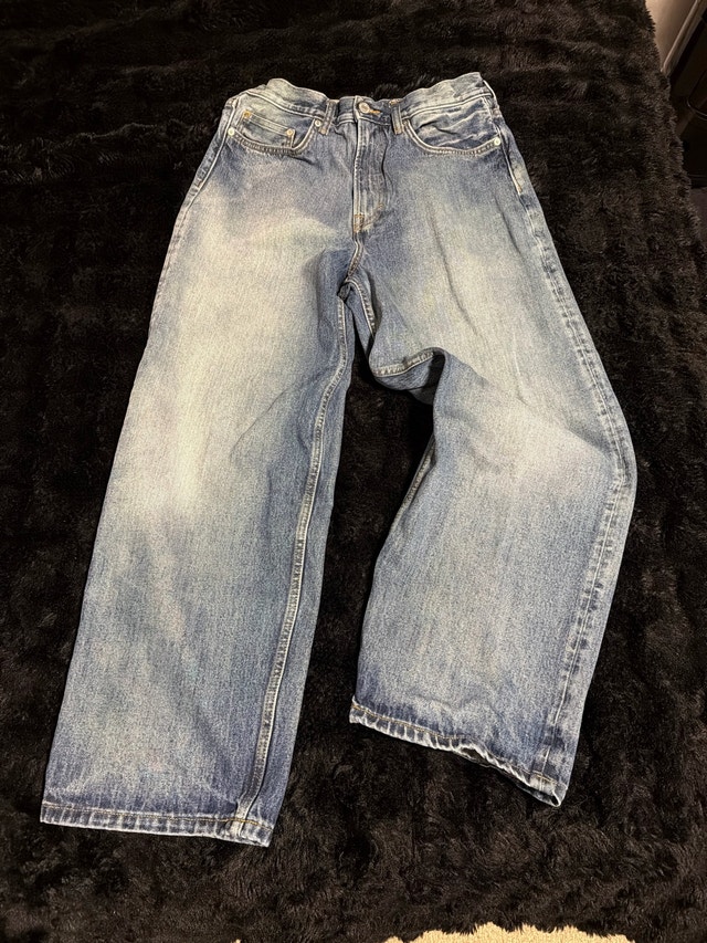 H&M Blue Baggy-Fit Jeans