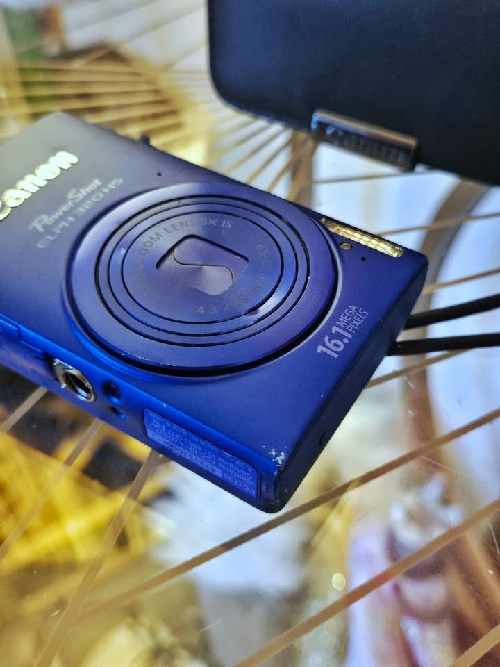 Canon PowerShot ELPH 320 HS 2012 Model - photo 3