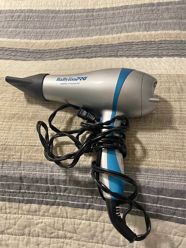BaBylissPRO Nano Titanium Hairdryer