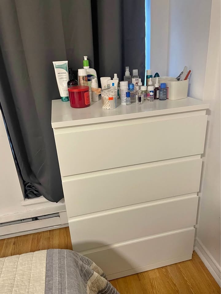 4 drawer chest white
