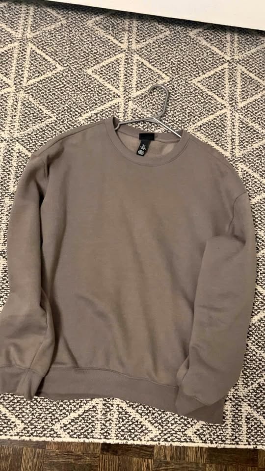 H&M sweater