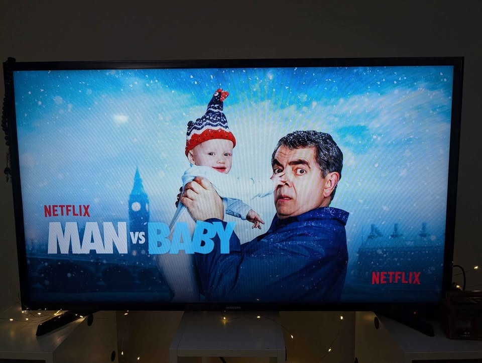 40" Samsung Smart TV - Perfect Condition - photo 2