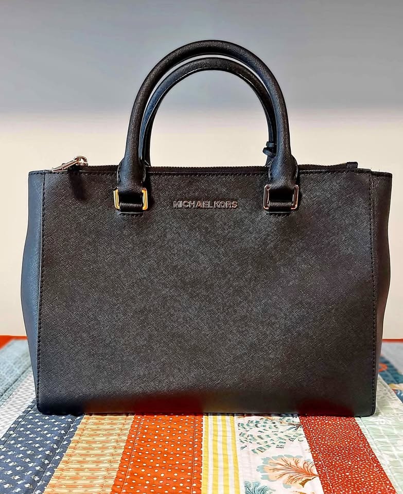 Michael Kors Leather Handbag