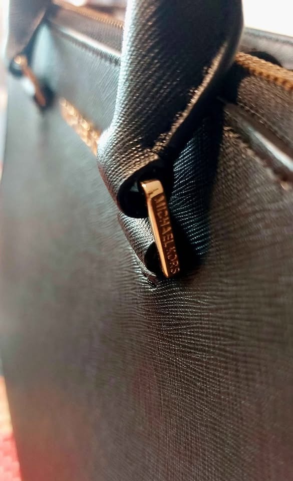 Michael Kors Leather Handbag - photo 5