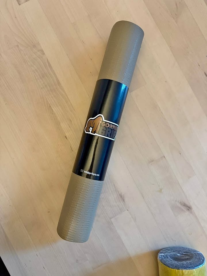 Brand new inner drawer liner 10ft Gorilla Grip