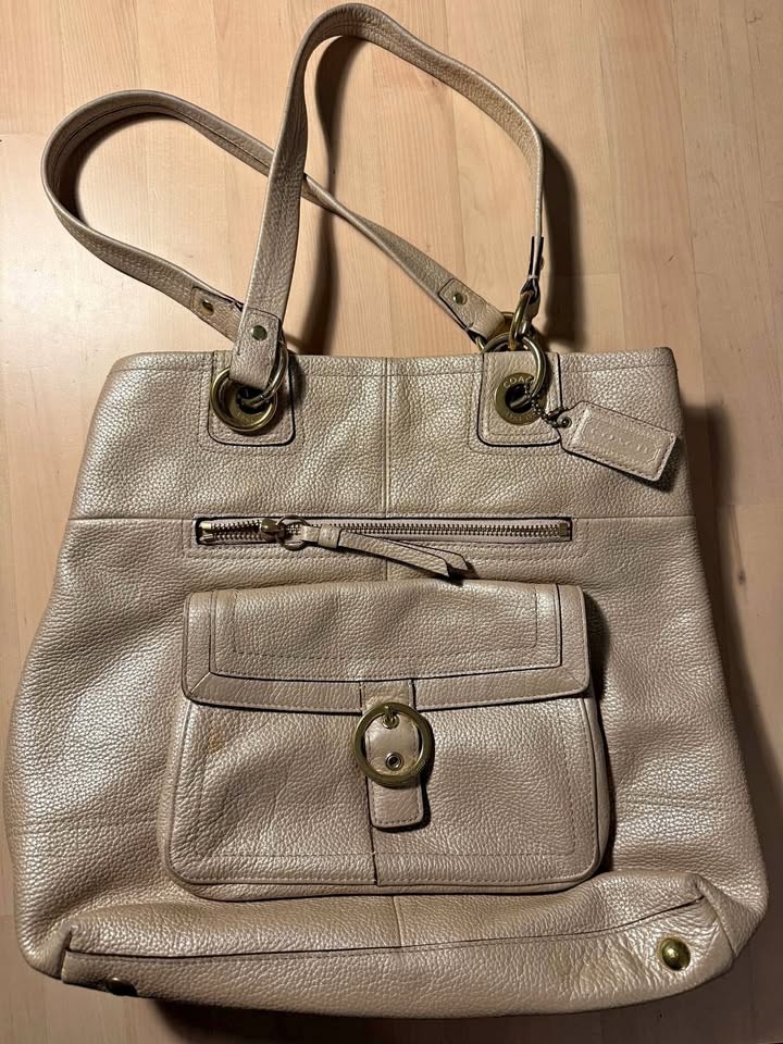 Luxury Coach brand vintage handbag
