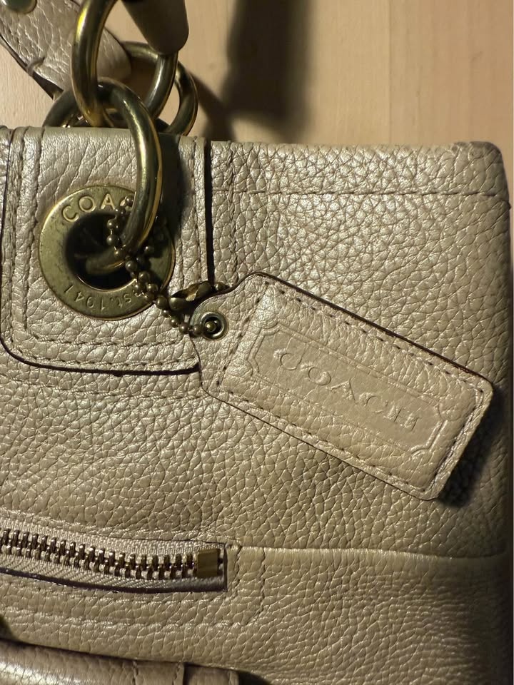Luxury Coach brand vintage handbag - photo 2