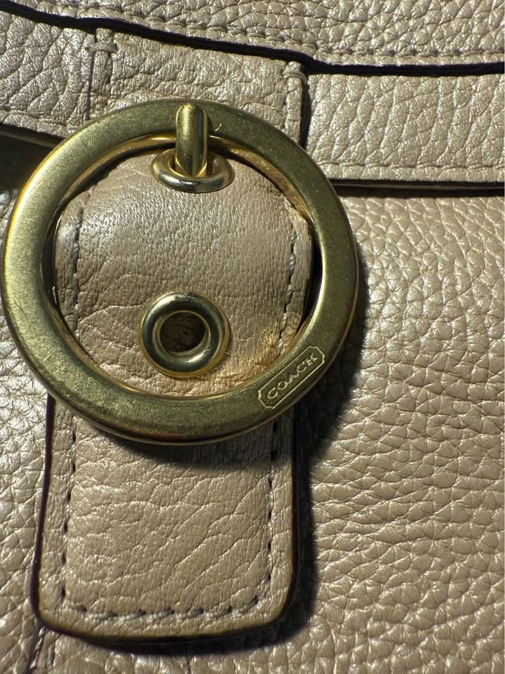 Luxury Coach brand vintage handbag - photo 3