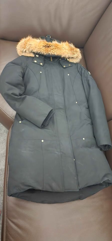 Moose Knuckles Women’s Parka – Size S - photo 2