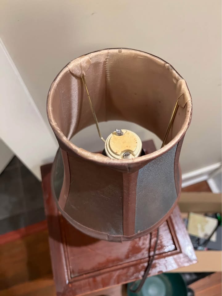 Small Brown Lamp - photo 2