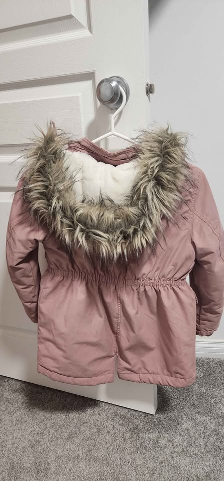 H&M Girl Winter Jacket (Size 7-8Y) - photo 3
