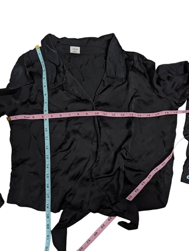 Aritzia Wilfred tie-front satin crop top blouse Medium - photo 3