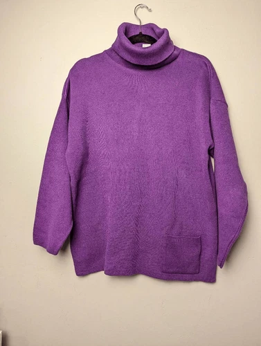 Bergdorf Goodman on the plaza Vintage turtleneck sweater