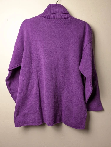 Bergdorf Goodman on the plaza Vintage turtleneck sweater - photo 2