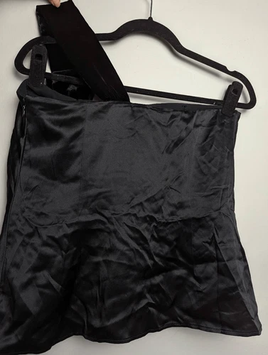Ann Taylor Silk one-shoulder top size 6 - photo 3
