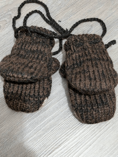 Nirvana designs kid's monkey wool mittens - photo 2