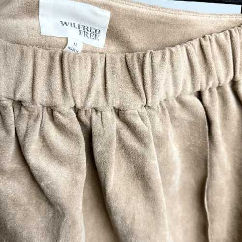 Aritzia Wilfred Free faux suede tan mini skirt Medium - photo 3