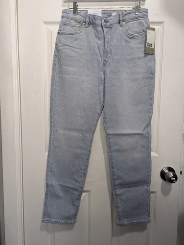 H&M Ultra high waist mom jeans Size 8
